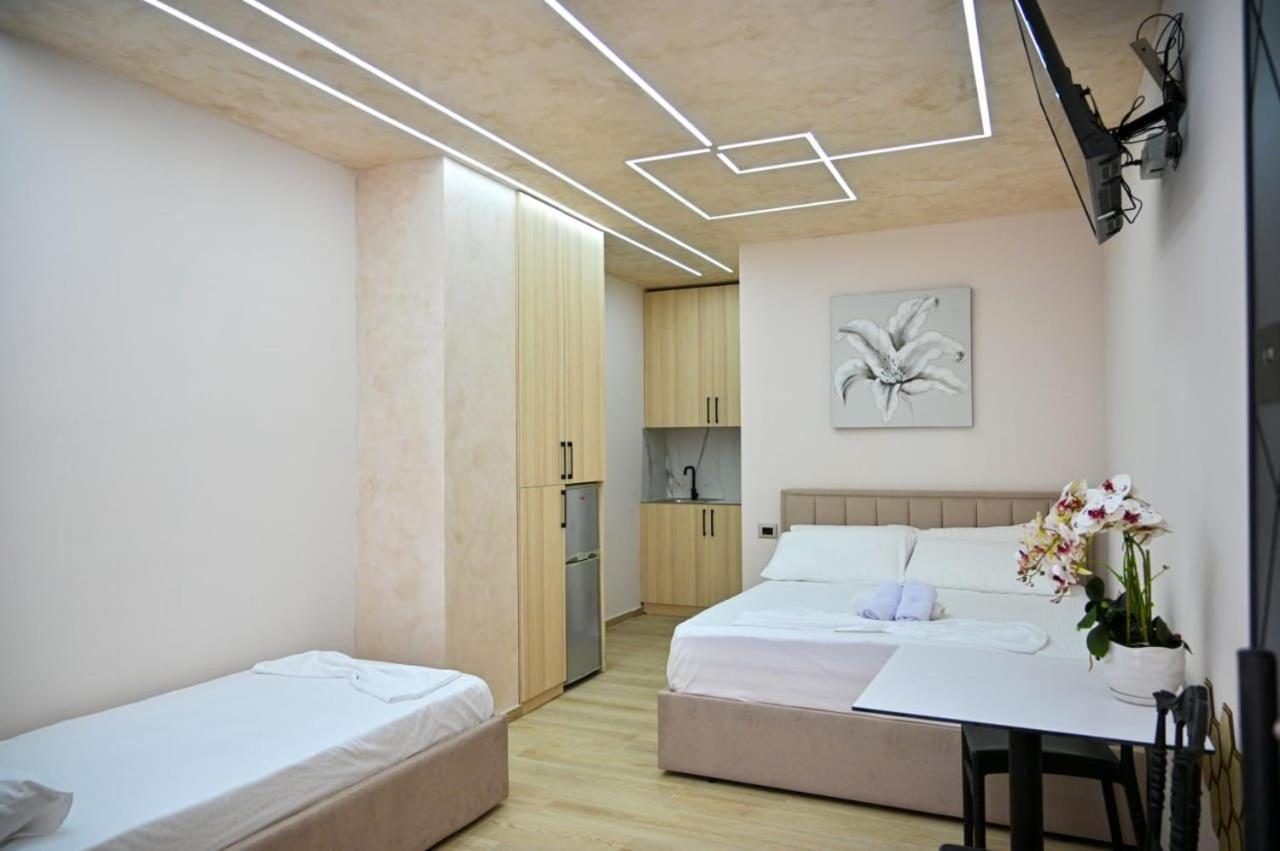 Andi Apartments Дуррес Экстерьер фото